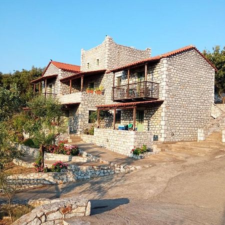 Villas Guest House Vathí Exterior foto